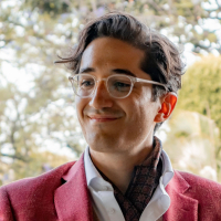 Image of Carlos Oliver